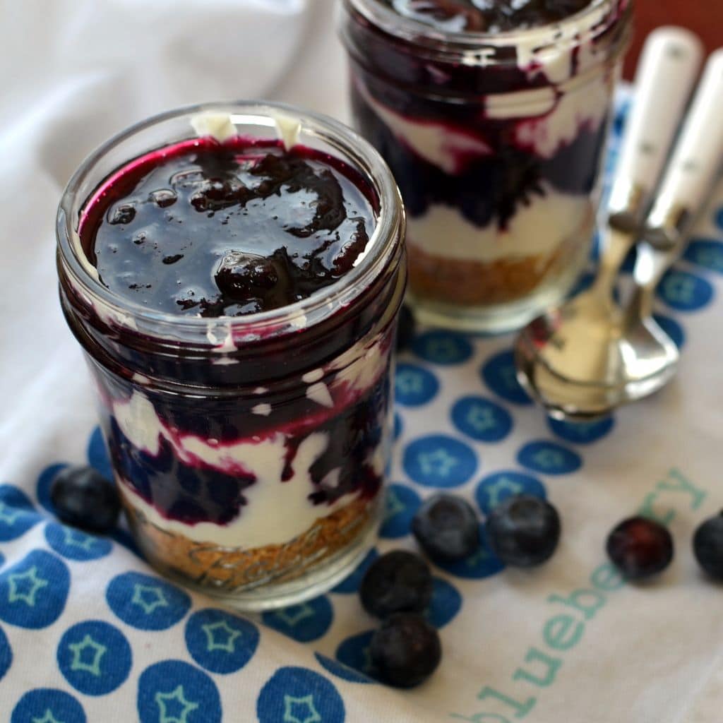 If you’re looking for things to put in mason jars for gifts, try one of these frugal dessert in a jar gifts to give or sell this holiday.