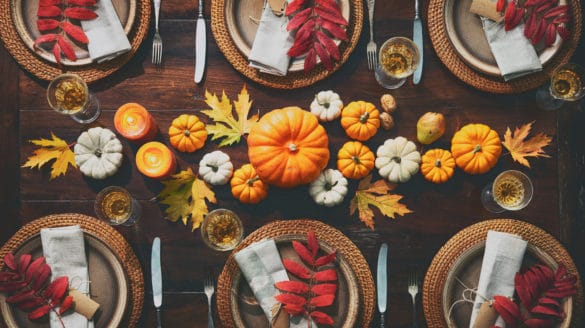 Are you looking for cheap Thanksgiving tablescape ideas? Do you want to DIY your Thanksgiving table on a budget? If so, check out 14 of the best cheap tablescape ideas that will brighten up your holiday season. Plus, many of the items used can be purchased from the dollar store...winning!